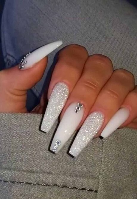 avery maeex pornostar perfekte bilder