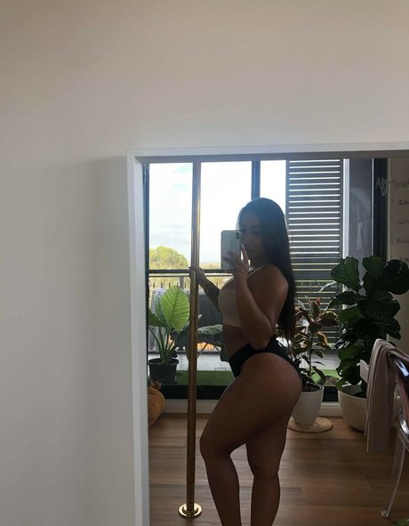 Aazula nacktheit kostenlose archiv