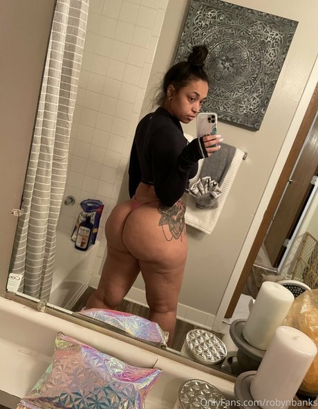 robynbanks nackten archiv