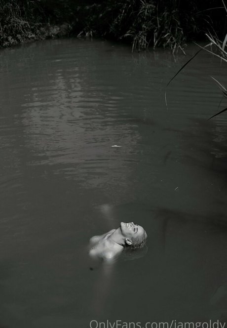 Yuval Gold freie pornostar foto