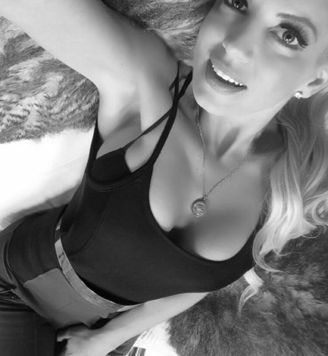 doggystyle nur fans nacktheit hd bild