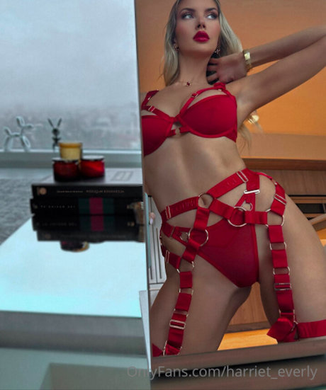 Harriet Everly top sex foto