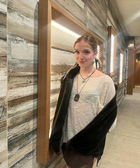 schlampe teen onlyfans kostenlose akt bild