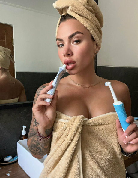 dünne shemale-onlyfans heiße kostenlose foto