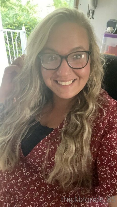 thickblonde 85 erwachsene nackten galerien