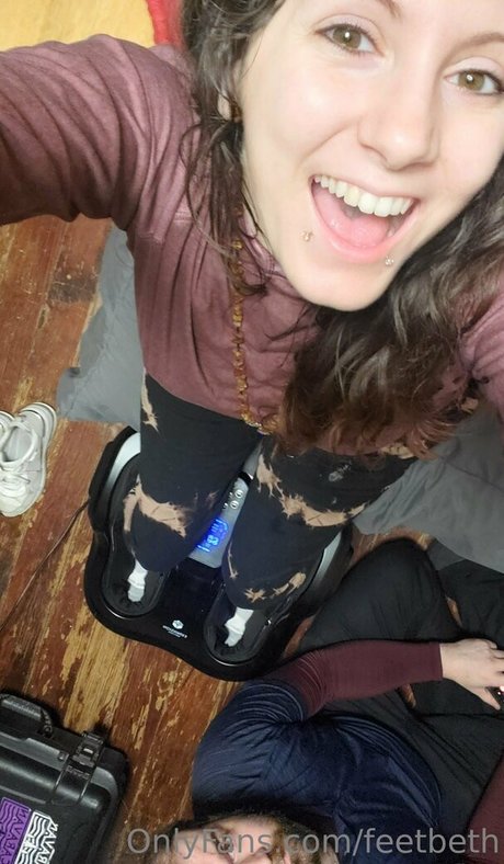 feetbeth schauspielerin sexy galerie