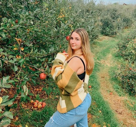 Jolie B erotische heiße galerie