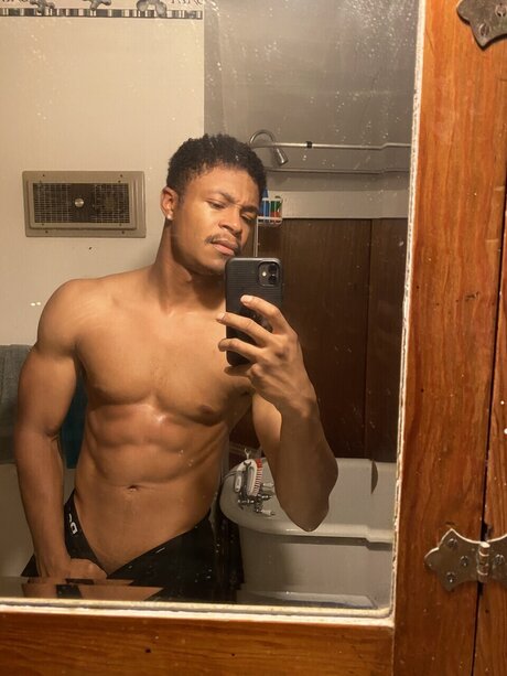 YoungSin666 model xxx galerie