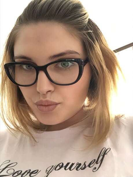 Beatrice Andrei pornostar kostenlose galerien