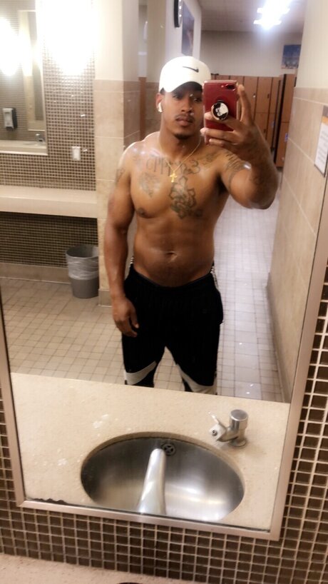 5ever hübsche nackt foto