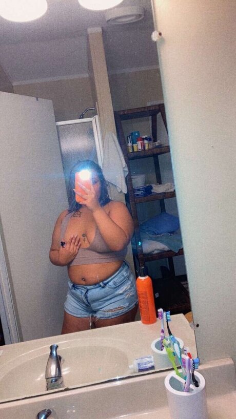 Kayli perfekte nackte fotos