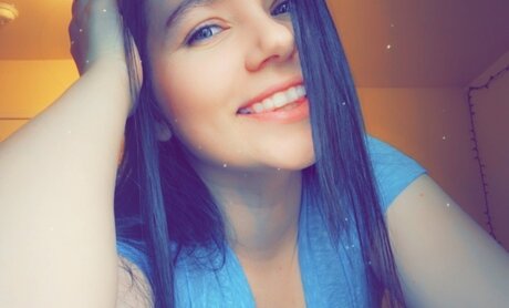 Alice Wonderland model sexy fotos