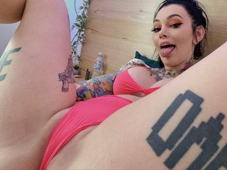 Hylia Fawkes porno nette galerie