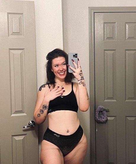 Lex Saige xxx kostenlose bild