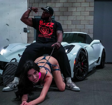 Camila Cream sexy erwachsene fotos