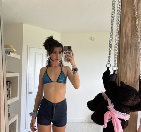 shemale sperma im mund onlyfans heiße xxx bilder