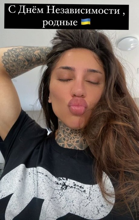 kurviges mädchen von nebenan nur fans schöne top galerien