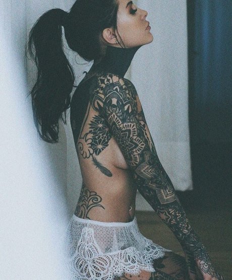 Candelaria Tinelli nackt pornographische bild