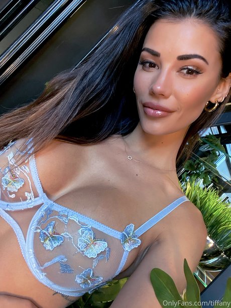 Tiffany Keller nackt porno archiv