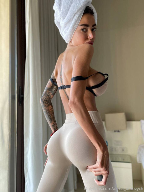 Alena Omovych erotische pornografische galerien