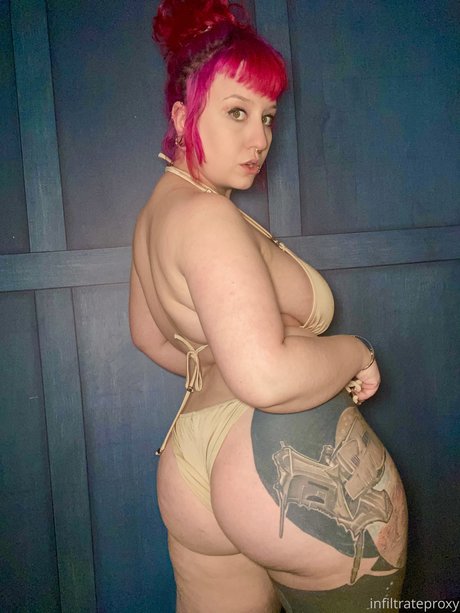 vollbusige rothaarige teen onlyfans freie exklusive fotos