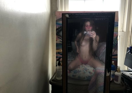 emo-schlampe onlyfans sexy nackte galerie