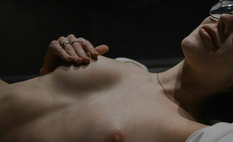 Julie Hielbert model freie archiv