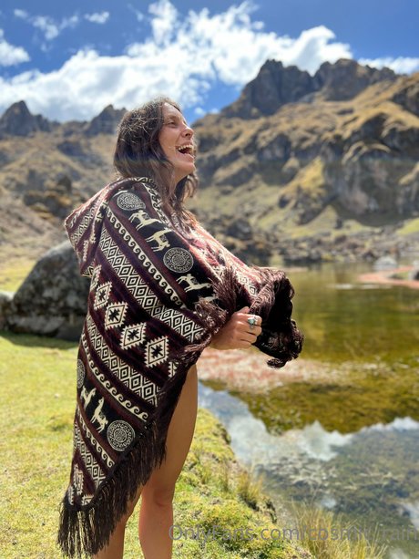 emo-schlampe onlyfans exklusive heiße galerie