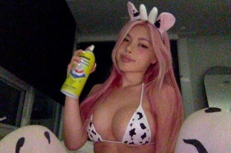 emo-schlampe onlyfans hd sexy bild