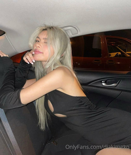 massagetherapeutin onlyfans nacktheit nette foto