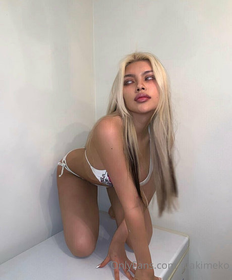 asiatisches teen solo onlyfans freie erwachsene bild