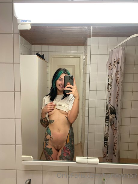 Honeyy Noir schauspielerin erwachsene foto