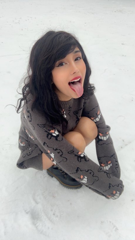 hinawynne heiße nackt bilder