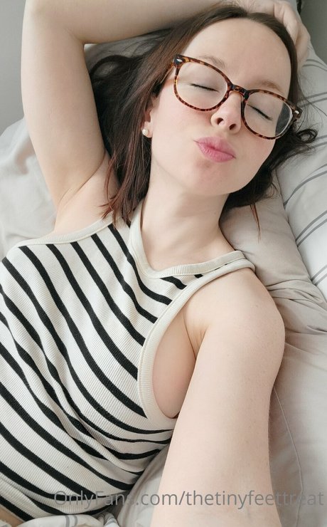 Tiny feet treat exklusive hd galerie