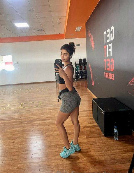 leonayla pornostar kunst fotos