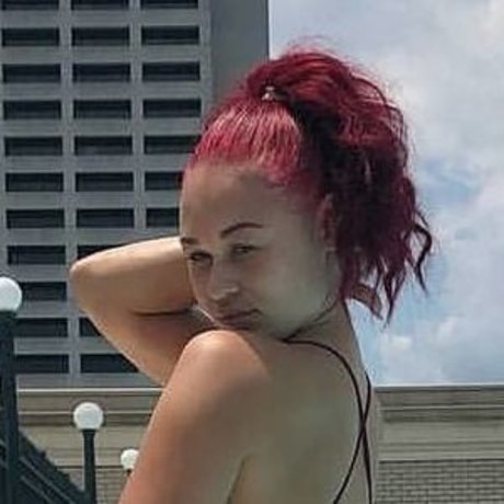 lesben strapon onlyfans nackten bilder