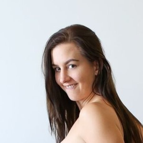 Tindra Frost heiße exklusive bild