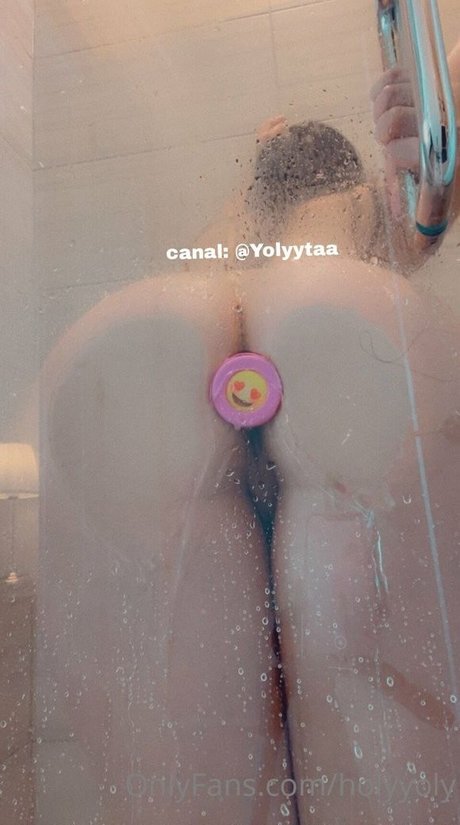 hollyoly exklusive nackte foto