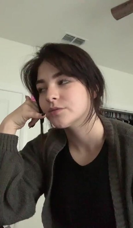 Riley F sexy nackte foto