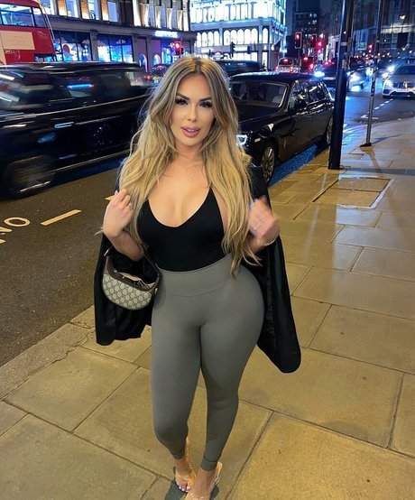 Lisa Amber nacktheit pornografische bild