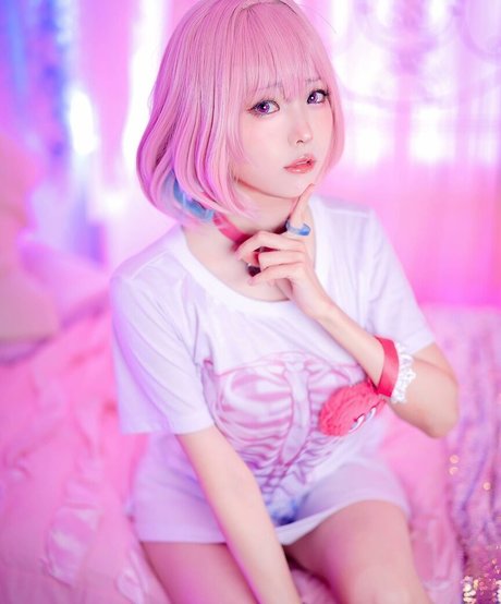 Ely Cosplay erotische nackte bild