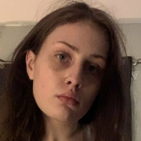 Mystikilla schauspielerin erwachsene foto