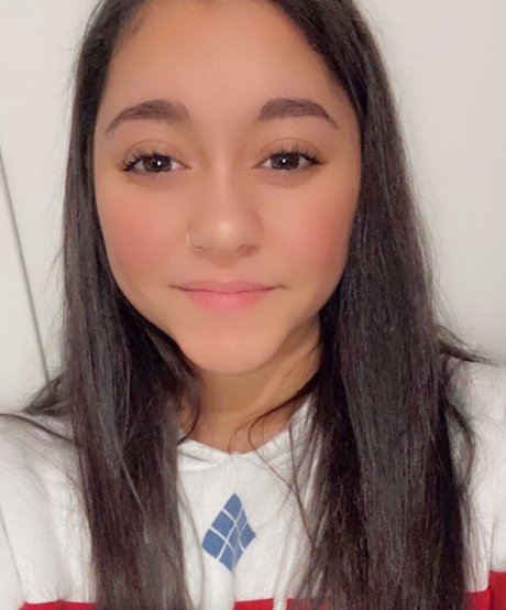 sexy teen onlyfans heiße perfekte foto