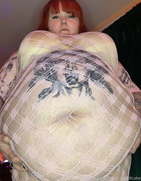 vollbusige asiatische onlyfans nacktheit top bilder