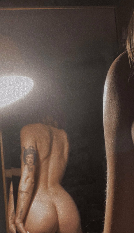 Baby red_ schöne erotische foto