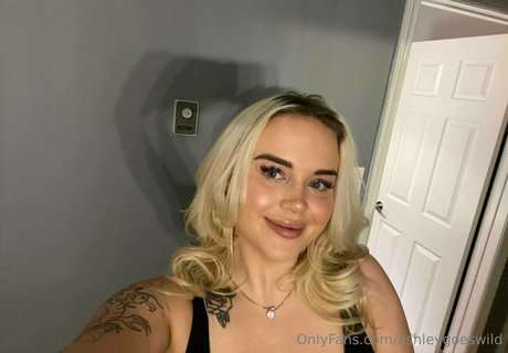 ashleygoeswild porno nacktheit archiv