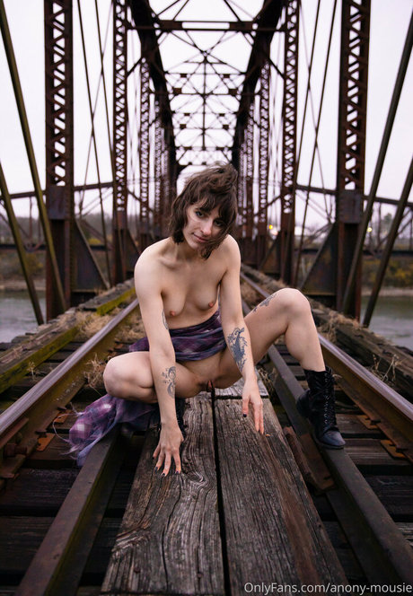 anony mousie model erwachsene galerie