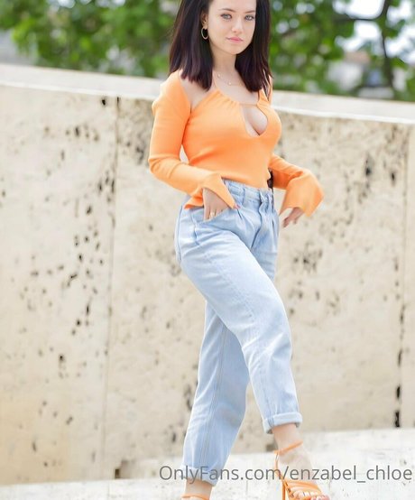 enzabel chloe porno schöne bild