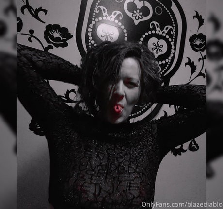 blazediablo xxx pornostar galerie