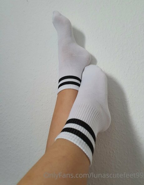 lunascutefeet99 model sex galerie
